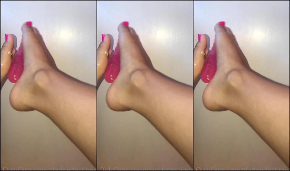 Daddysdestinyxo Happy Saturday Play With Yourself While I Play