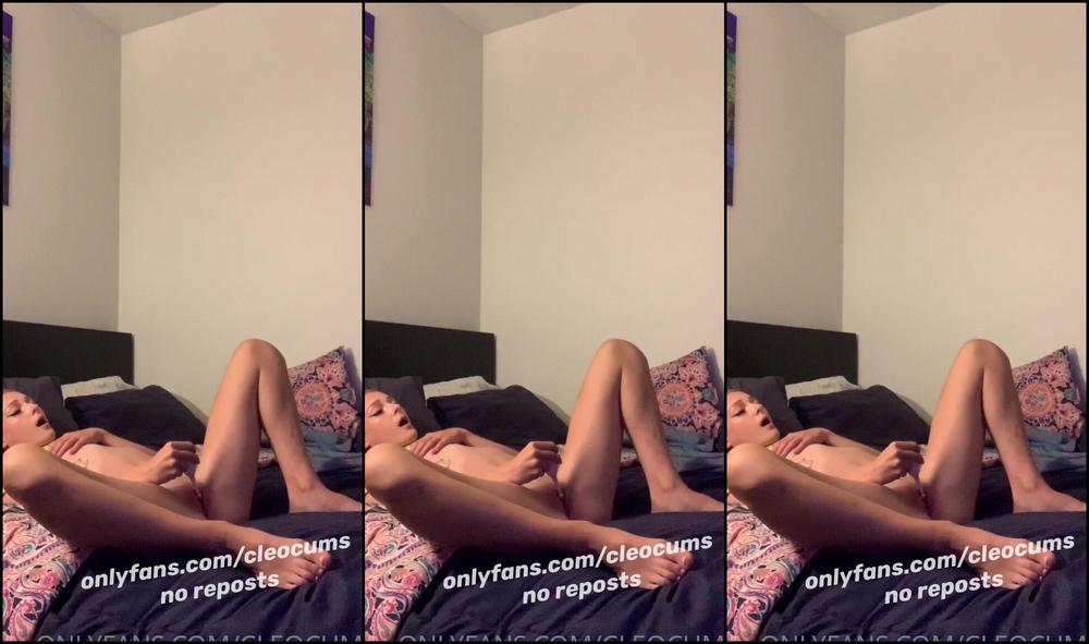 cleocums-10-08-2020-657108644-voyeurism-4-mins-of-hidden-cam-footage-of-me-cumming-before-bed-