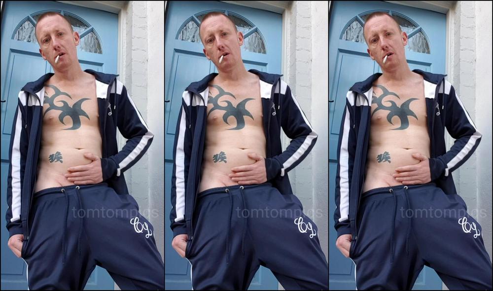 Tomtompics Tracksuit Smoking Plenty Of You Enjoy Seeing These Types Of Vids No Worries If Not The