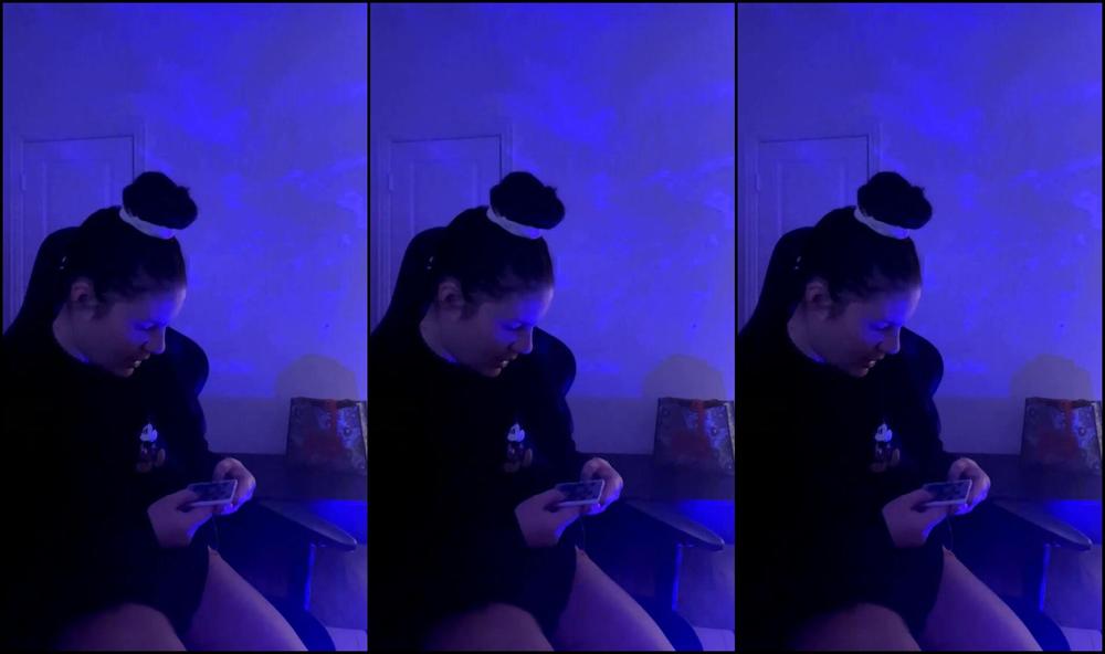 Disneyyrose Stream Started At Am Birthday Present Stream