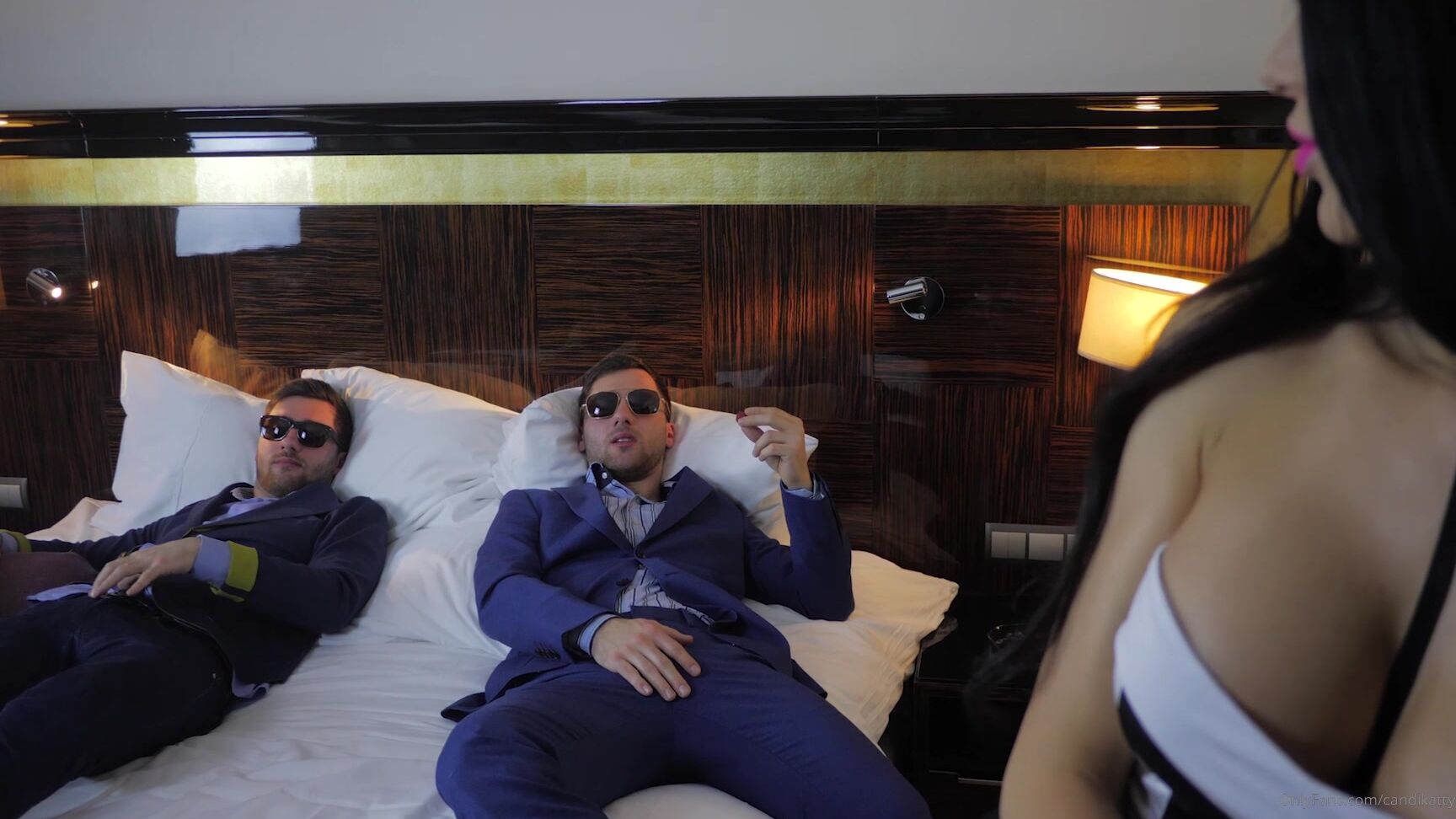 candy-katty-05-11-2019-81196418-double-burger-part-1