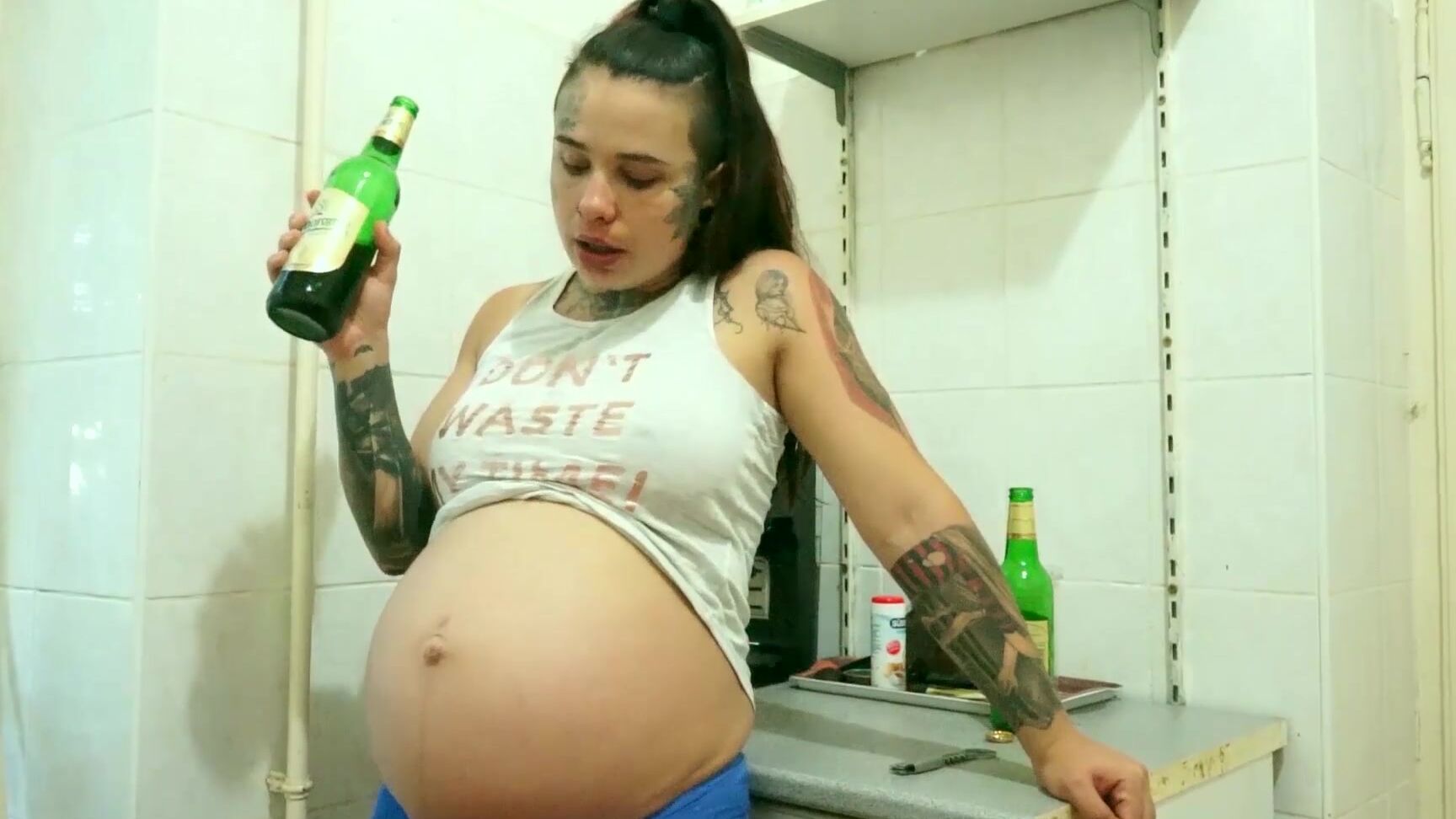 GymBabe - 9 Month Pregnancy Summer Heat ManyVids