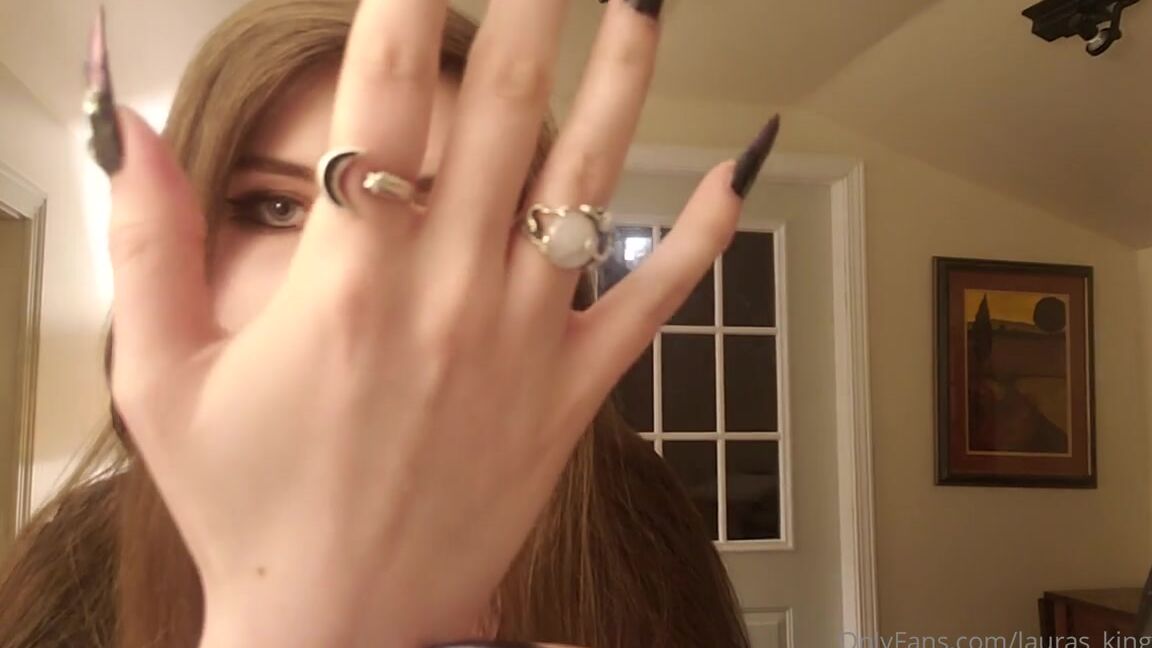 Lalalaura Nicknamed Lauras Kingdom 10 02 2020 Onlyfans Video Morgans Slave Video Hxz