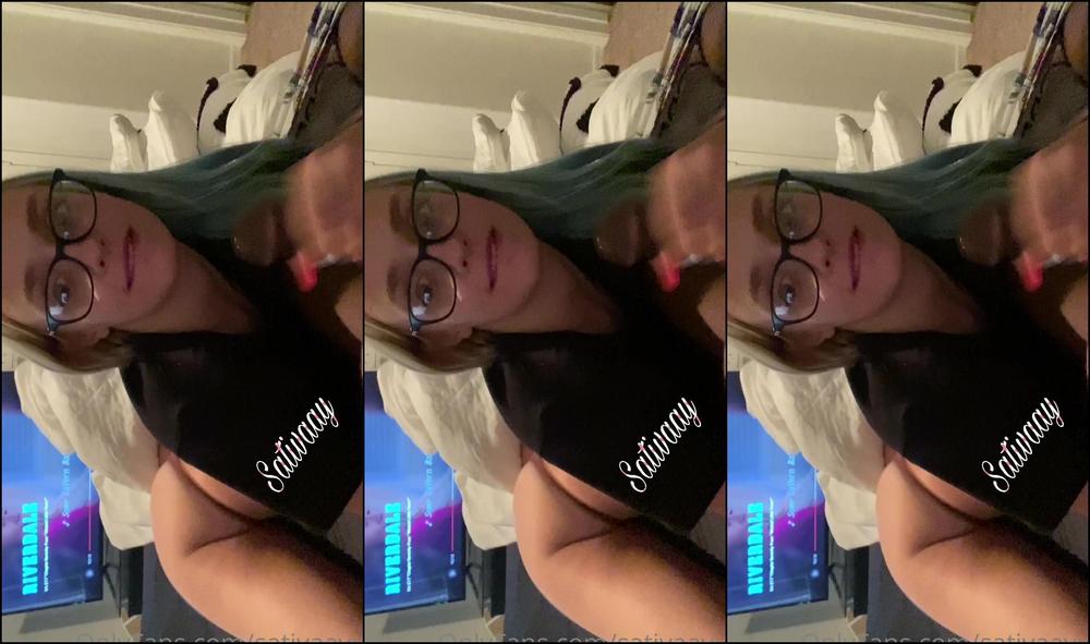 Sativaayx Not Very Good Quality Of Me Sucking Some Dock Twerking While I Play With Daddy S Dick