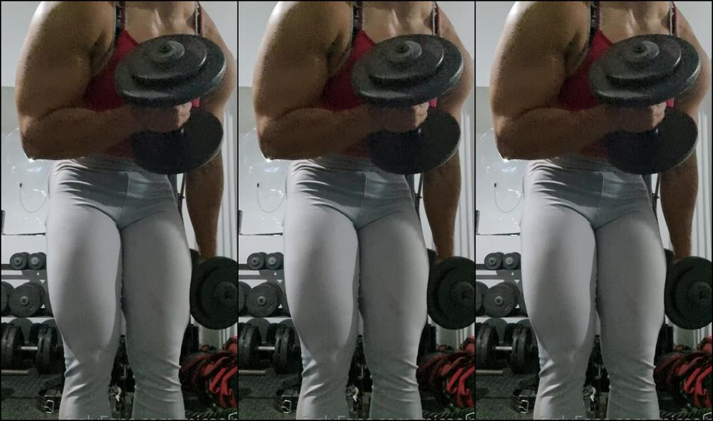 Micaelav How Many Can Do Tiny Skinny Man Cuantas Flexiones Haces Hombre Debilucho