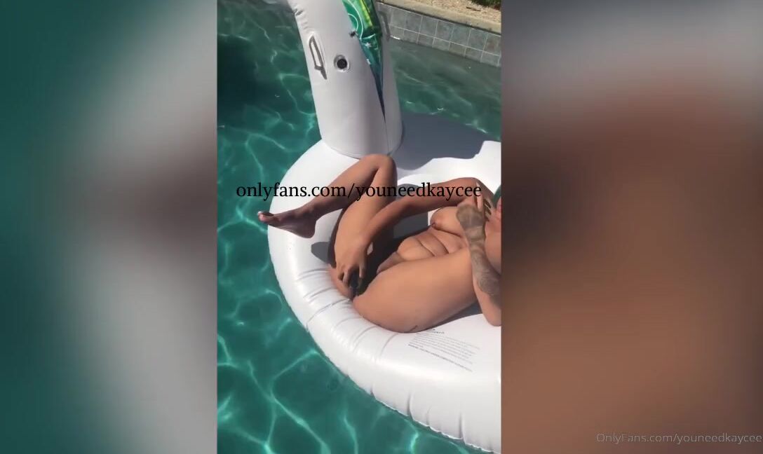 Youneedkayce Nicknamed Youneedkaycee 2019 10 09 Onlyfans Video Dive Right In