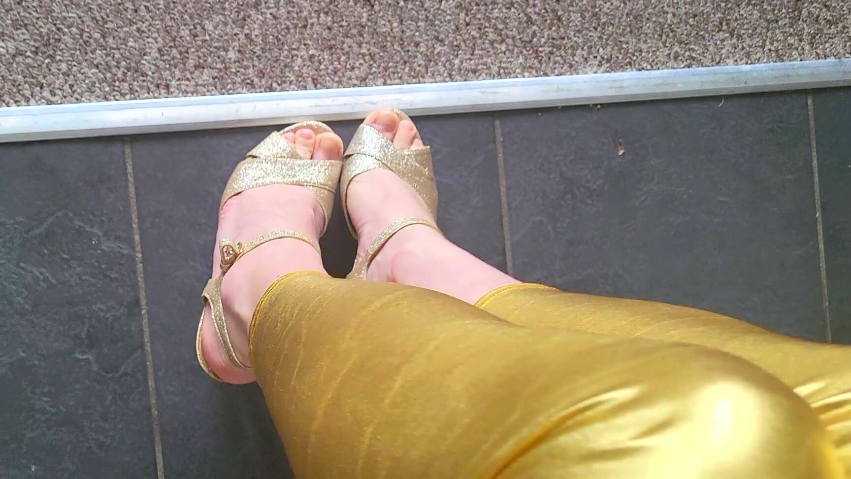 "Goddess Vanessa" feet, high heels, dangling, foot fetish, toe fetish Gold Sandals Goddess View manyvids