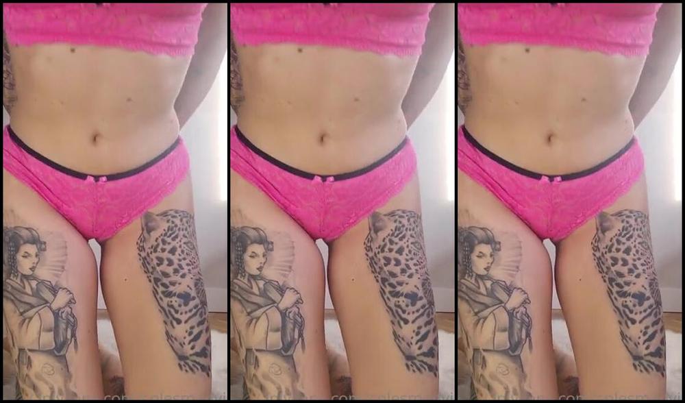 Solesmad Fetish Queen Aka Solesmadvip Onlyfans Whenever I Wear Stockings Or Socks And I Walk A Lot My Feet Sweat And They Smell But The Truth