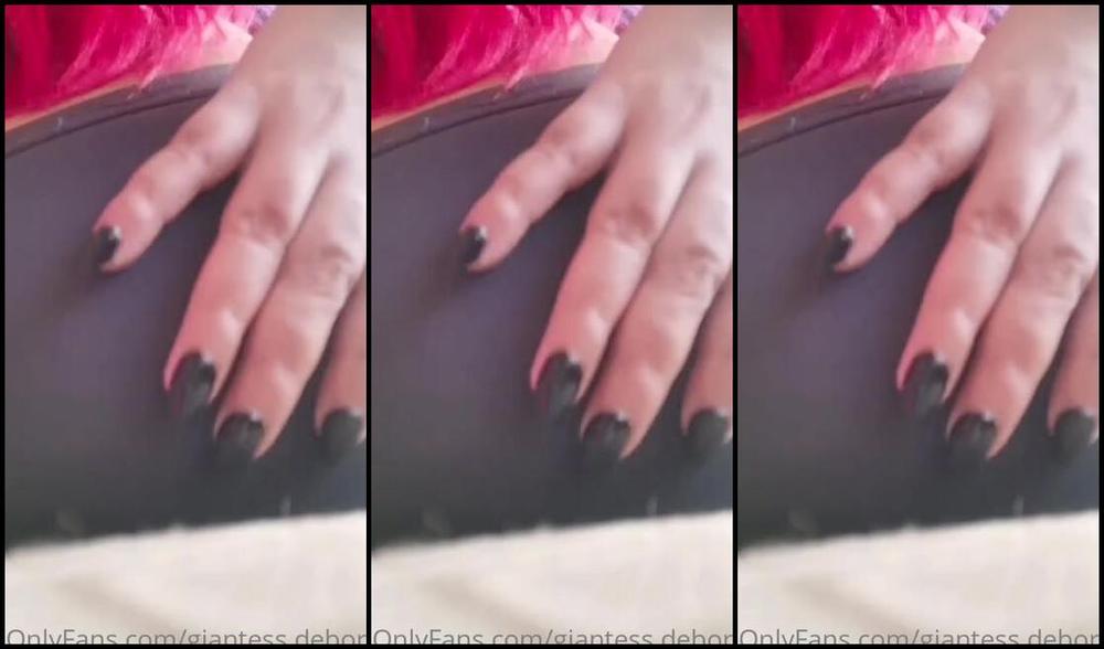 Giantess Debora Nicknamed Giantess Debora Onlyfans No Little Man Can Resist My Tight Yoga Pants Full Vdeo