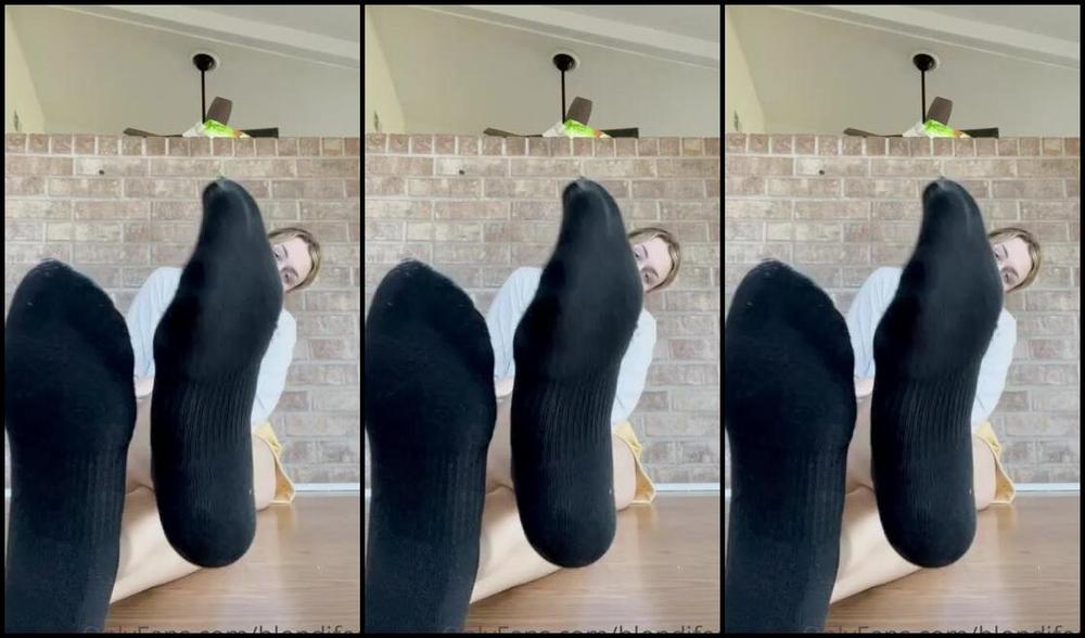 Blondifeet Foot Fetish 10 24 2021 Onlyfans Video Black Sock Removal 0Xv