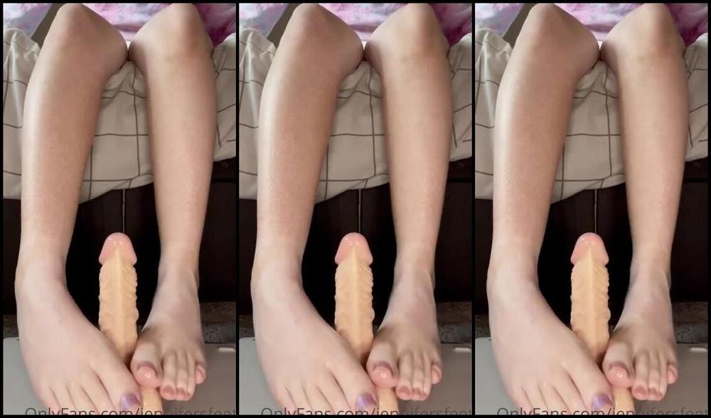 Jennifers Feet Nicknamed Jennifersfeetx 07 28 2021 Onlyfans Video I Know Your Dick Throbbing Thinking Of My Cute Soft Stinky Feet Wrapped Around It Uw