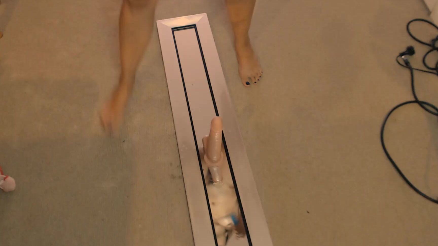 "Princess Lexi" ass worship, bikini, mirror riding, squirt, wet & messy Mirror play squirt manyvids