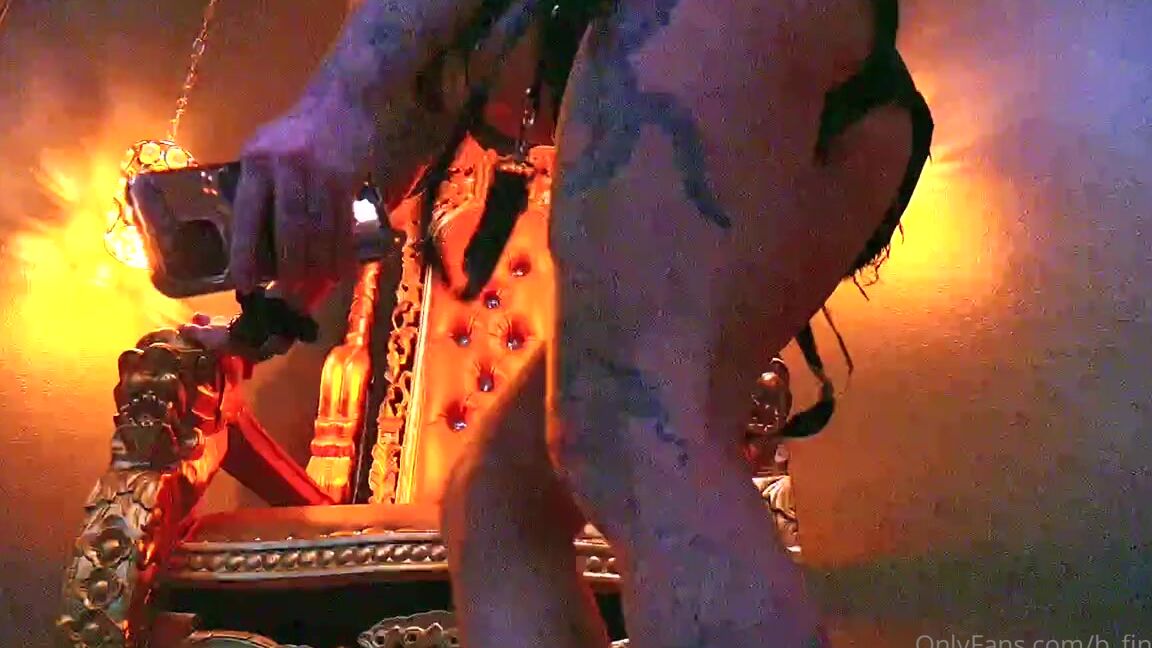 Sorceress Bebe Nicknamed B Findom Onlyfans Sneaker Clip Cut Short