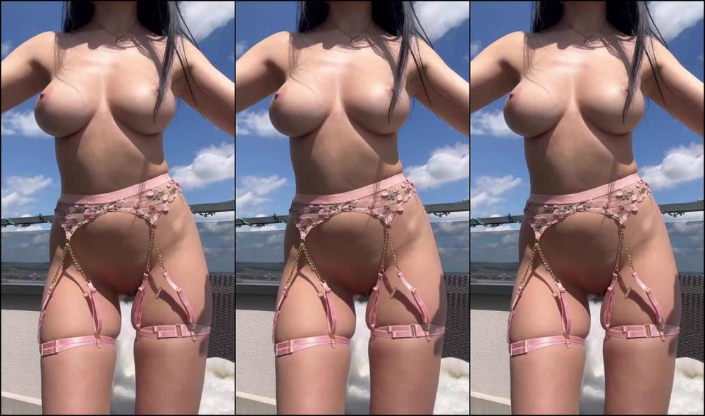 Atomicbrunette18 571