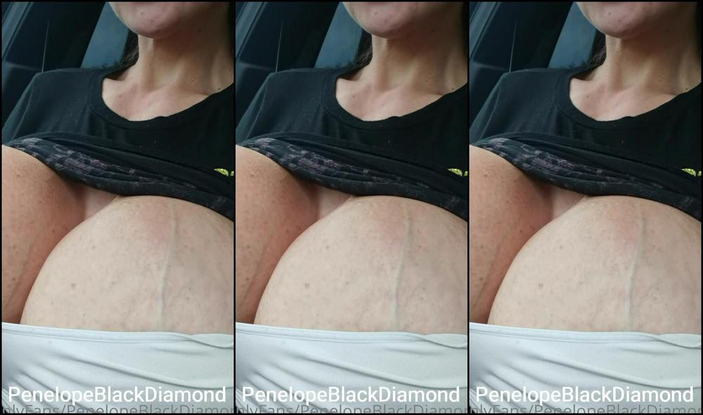 Penelopeblackdiamond New Video Naked Tits On Tour