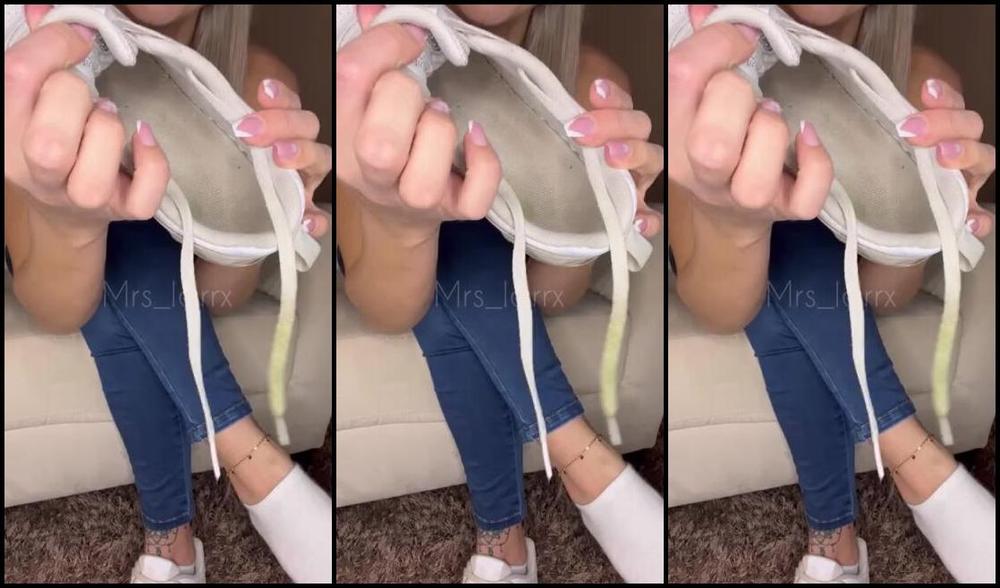 Mrs Larry Onlyfans Here Is The Second Part With My Roommate Such A Snooper Hier Ist Der Zweite Teil Mit Meinem