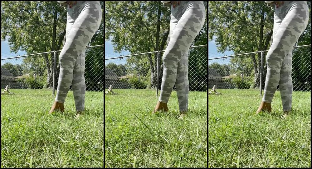 Cravintae Nicknamed Cravintae Onlyfans Mortal Kombat Practice Or Yoga Exercise Either Works Location Outside On A Pucci Hoe