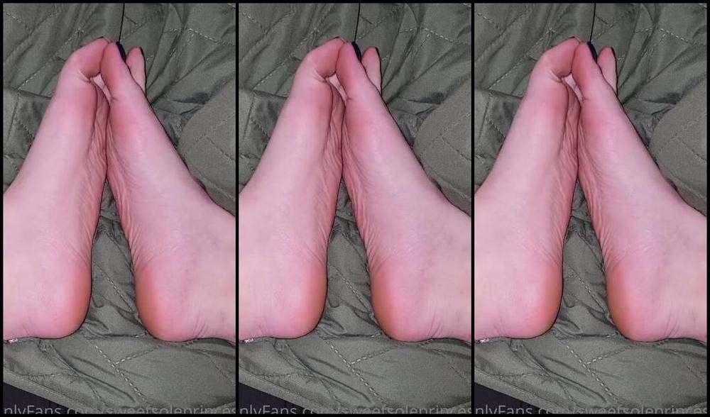 Megan Fletcher Aka Sweetsoleprincess Onlyfans Look How Pink My Feet Look After All The Walking I Did Today Setting Up Camp