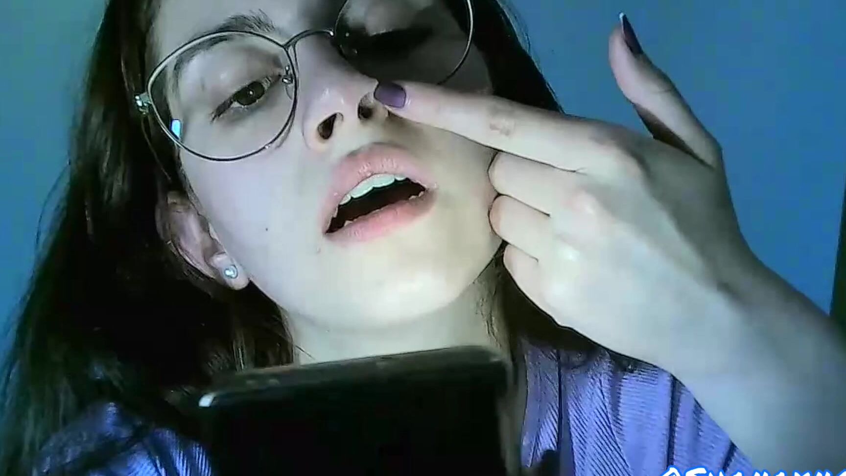 Shanaxnow Live Fetish Play Snots Amp Nose