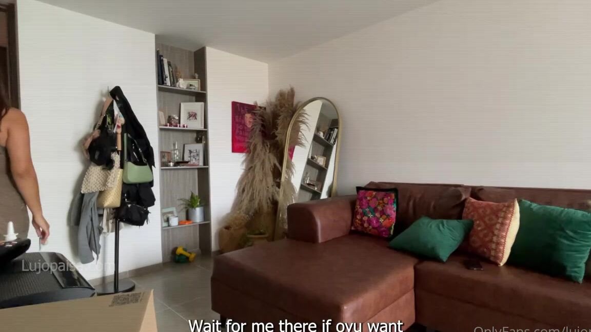 Mistress Danielita Nicknamed Lujopaisa Onlyfans I Fuck Uber Eats Guy The Delivery Guy Didnt Bring Change To Give Back So I Paid For His Servic