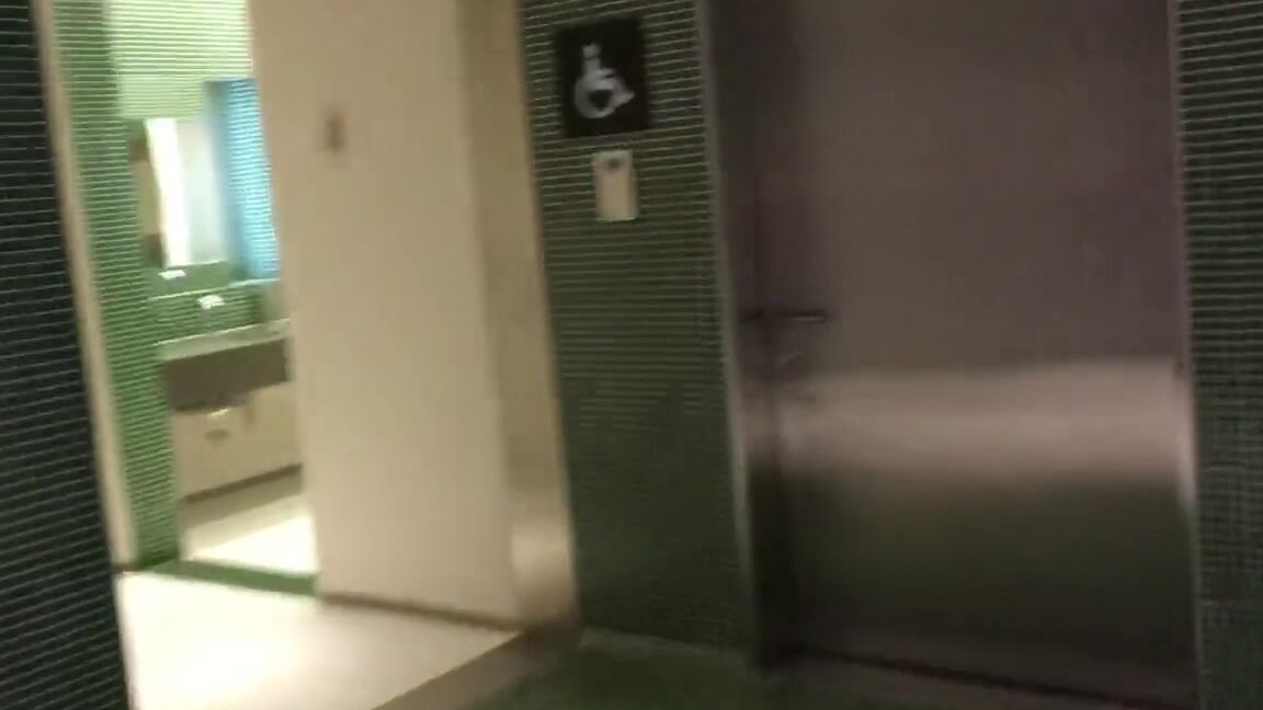 Swallows Sperm in the Toilet of the Shopping Center_Freya Stein PornHubPremium