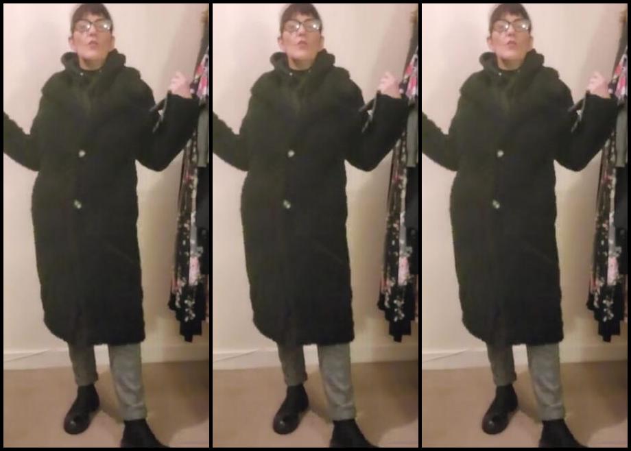 Miss B Nicknamed Missb52S Onlyfans 12 08 2022 Its All About My Gloves