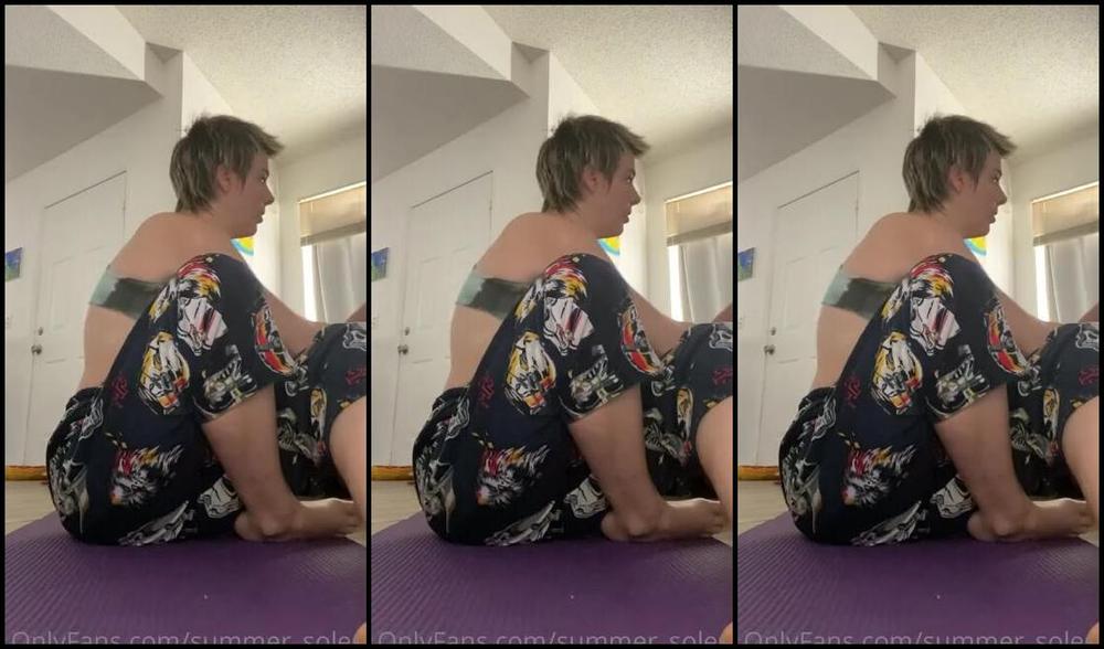 Summer Solesis Nicknamed Summer Solesis Onlyfans Yoga Time