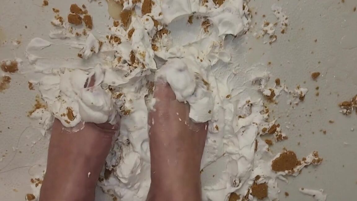 Lisaasmr Onlyfans Whipped Creamed Feet Asmr