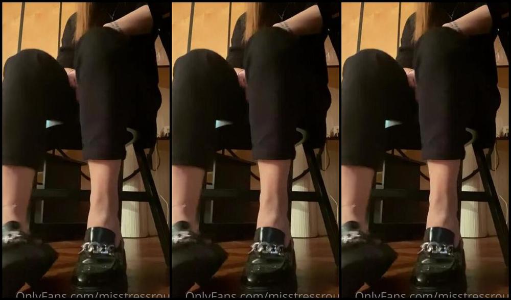 Gingeralesfeet Aka Misstressroux Onlyfans Mi Diverto A Giocare Con Le Scarpe