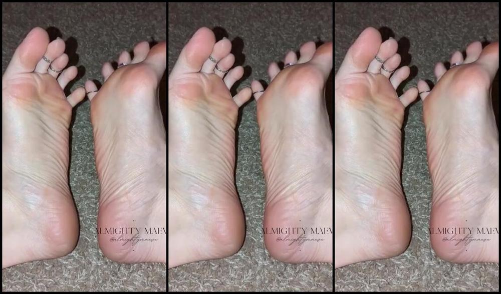 Almighty Maeve Nicknamed Almightymaeve 12 26 2023 Onlyfans Video Enjoy The Greatest Gift My Perfectly Huge Goddess Feet