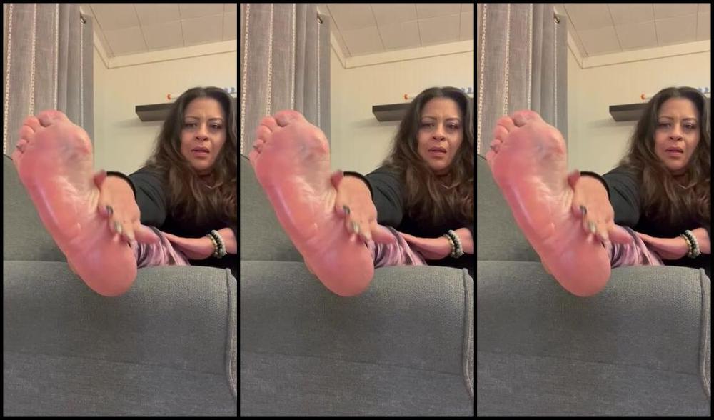 Sarah Bbw Fantasy Toes Aka Comefollowsarah Onlyfans You Love When I Rub Oil On My Soles