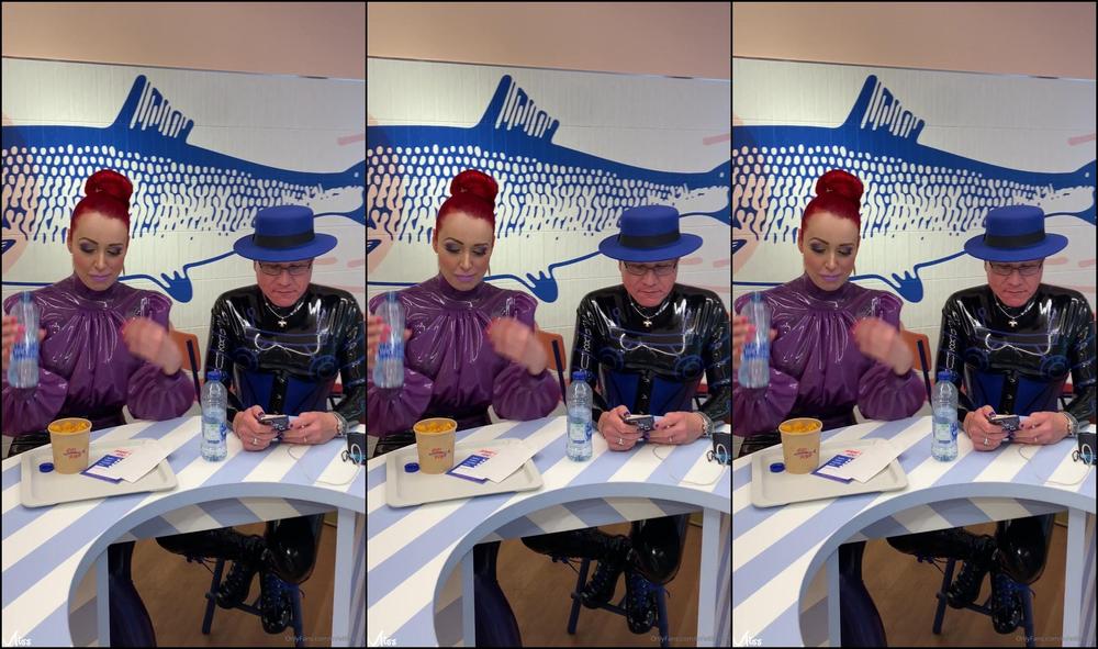 Mfetilicious Another Video Of My Shopping Day In Latex With Andi Schell I Polished Myself In Public Se