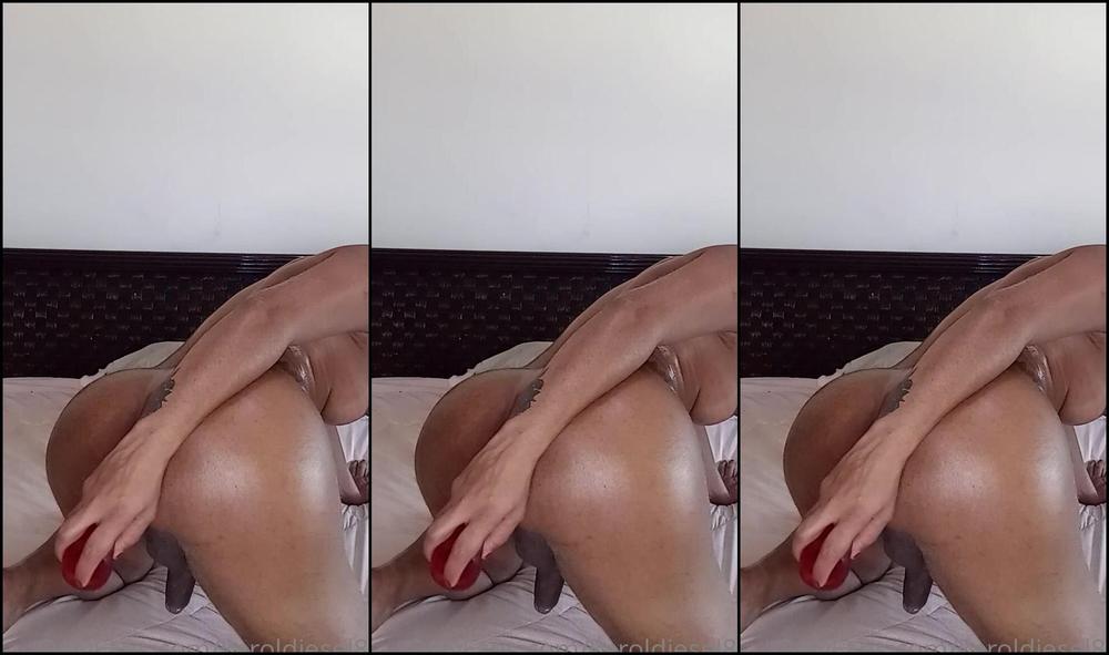 Karoldiesel Masturbation Of The Day Let S Enjoy Together