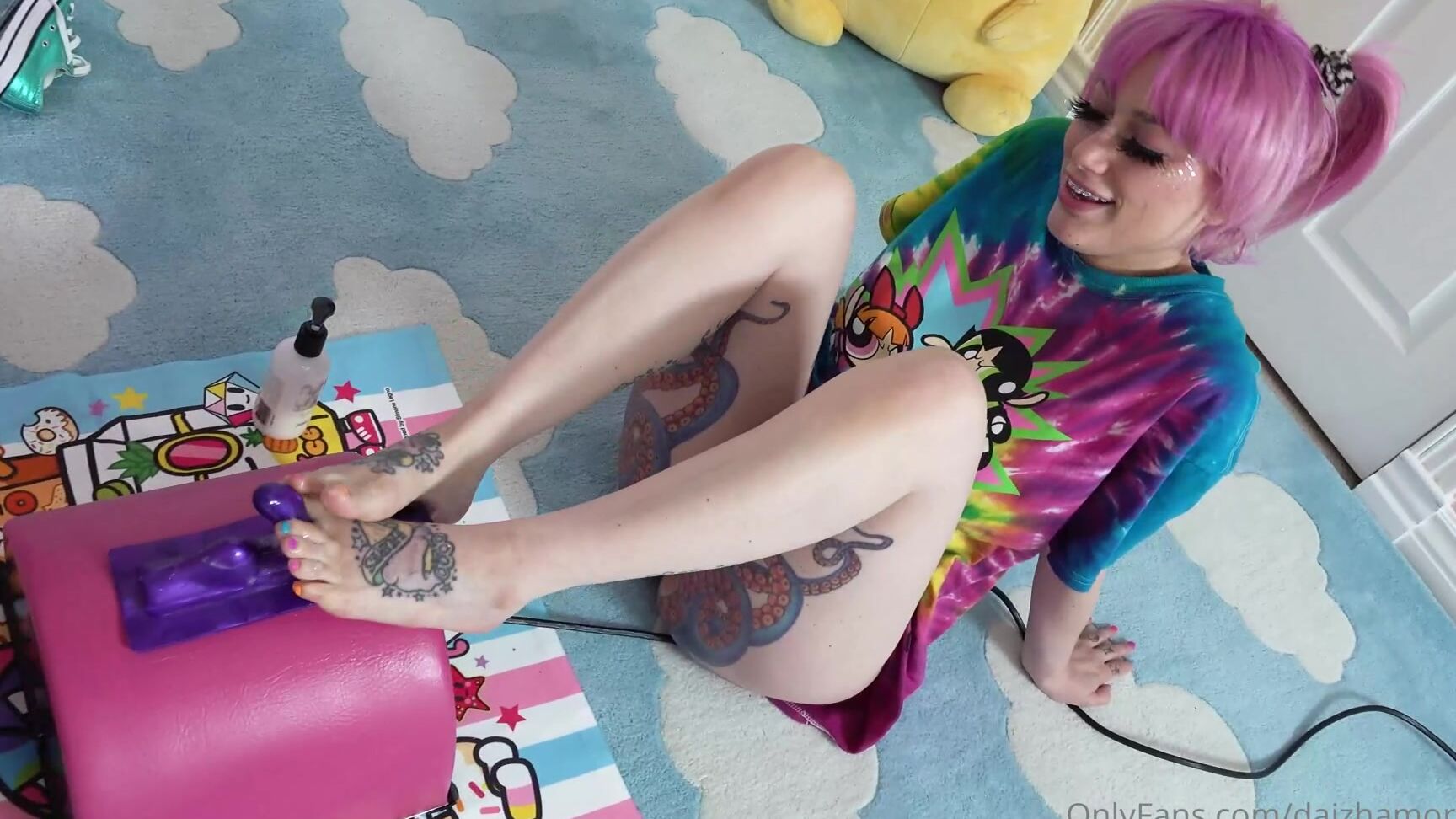 daizhamorgann-26-04-2022-2435002955-daddy-lotion-4-my-toes-the-adventures-of-daizi-lolli-i-m-supposed-to-be-sleeping-