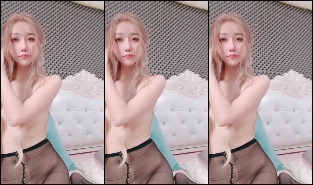 Asian Domestic Zone Self Filmed 08403