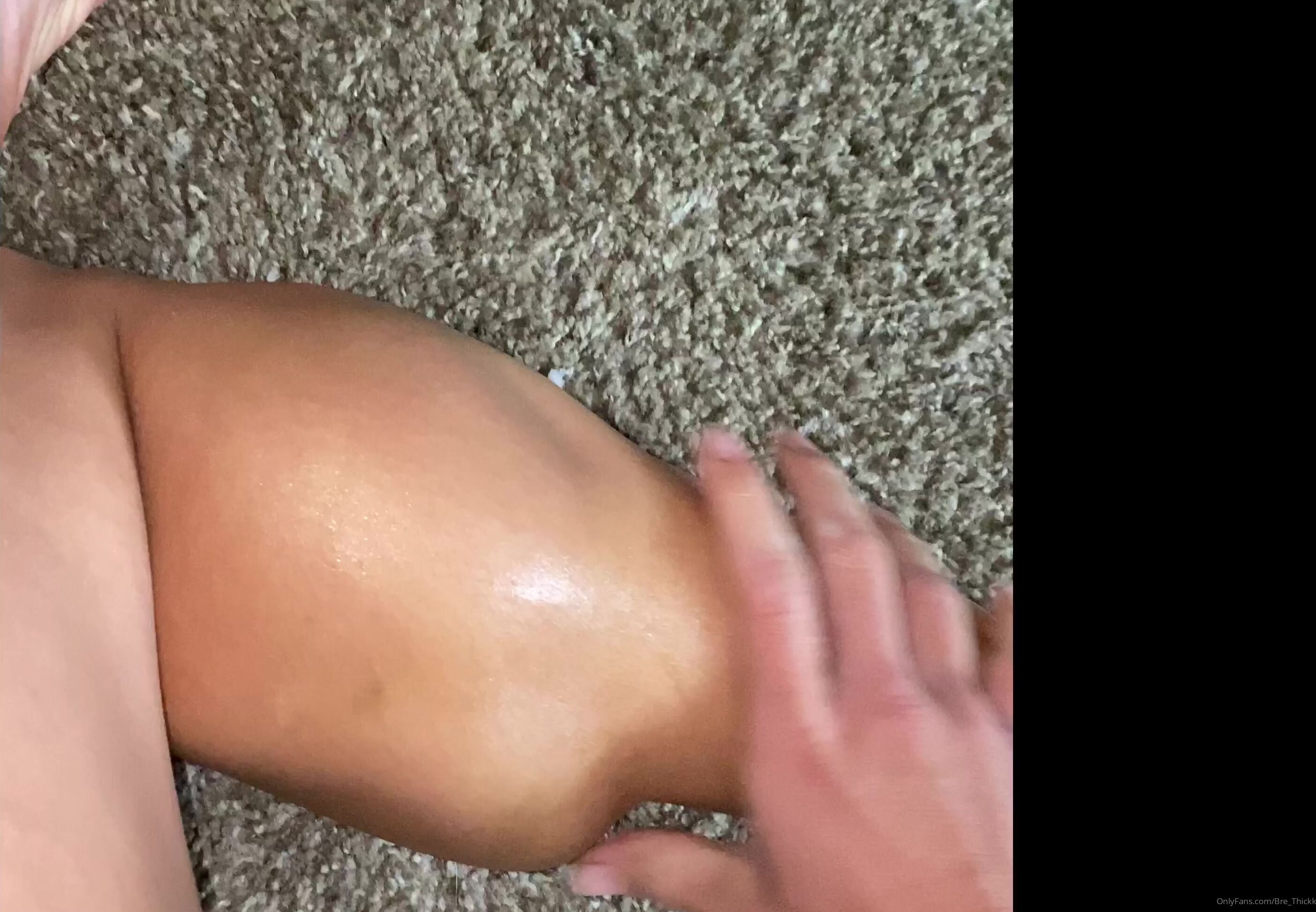 kendra-heaux-15-03-2020-179170267-flexing-all-day