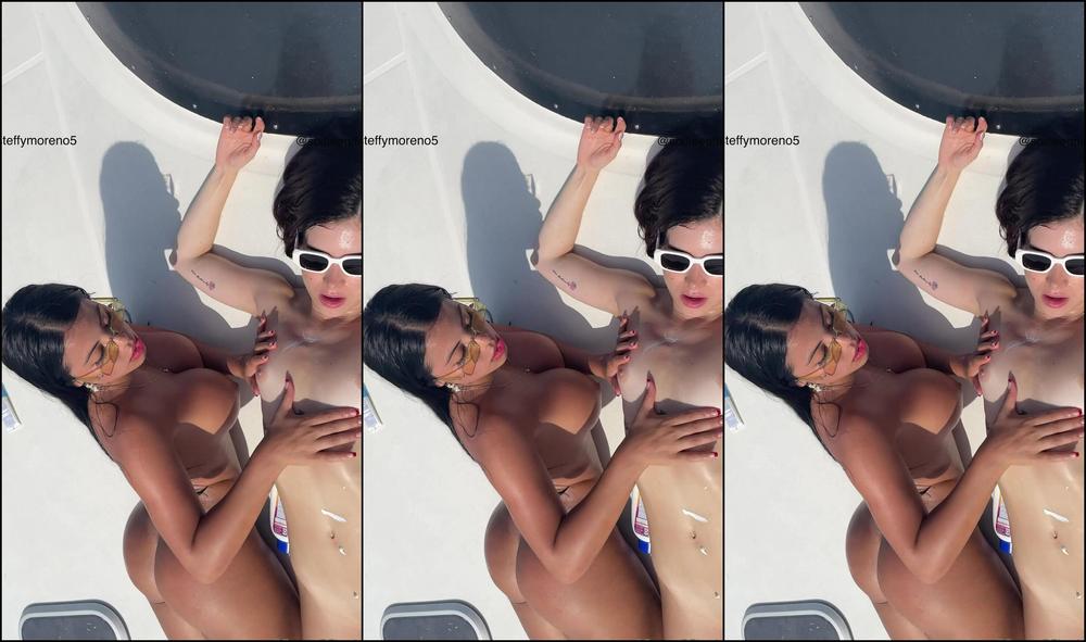 Steffymoreno 2121050579 05 30 2021 Putting Sunscreen On The Beautiful Body Of Soifieeofficial Was A Real Pleasure Poner Protector