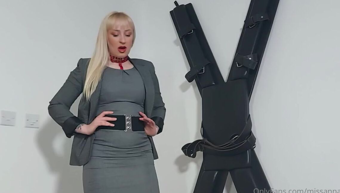 Miss Anna Elite Nicknamed Missannaelite Onlyfans You Thoroughly Deserve This Whether This Is As A Punishment For Disobeying My Orders Or As A Means