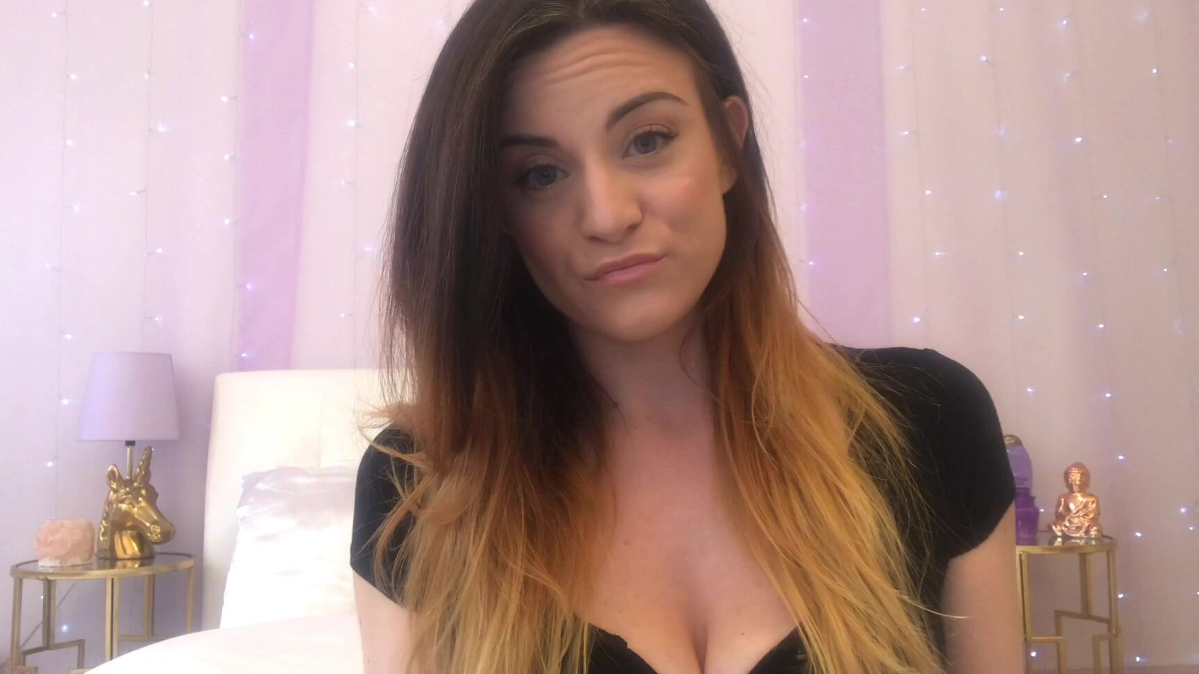 Kallmekrystal Cancelling On A Tiny Cock