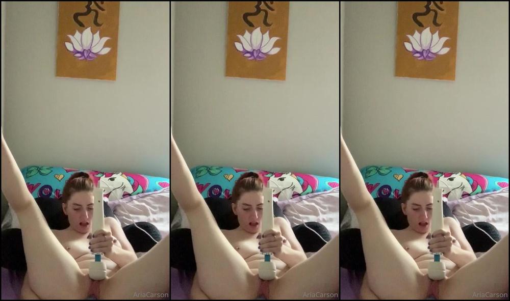 ariaxcarson-18-10-2019-73188115-