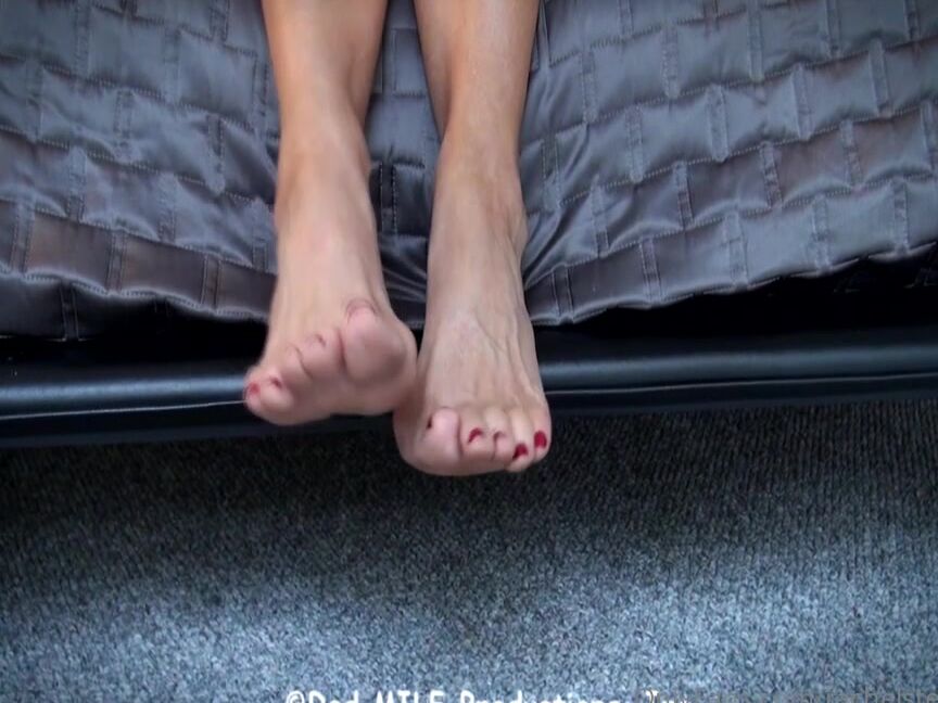 rachelsteele-30-06-2021-2150362673-my-foot-loving-little-man-