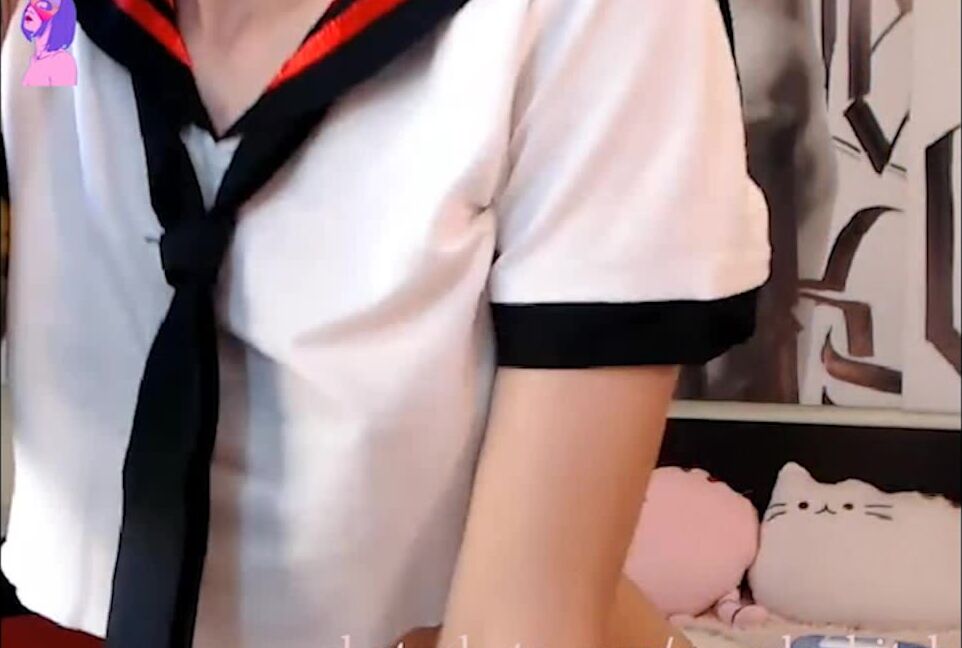 18 & 19 Yrs Old,Tattoos,Toys,Webcam,Hair Color purple bitch pink hair ManyVids