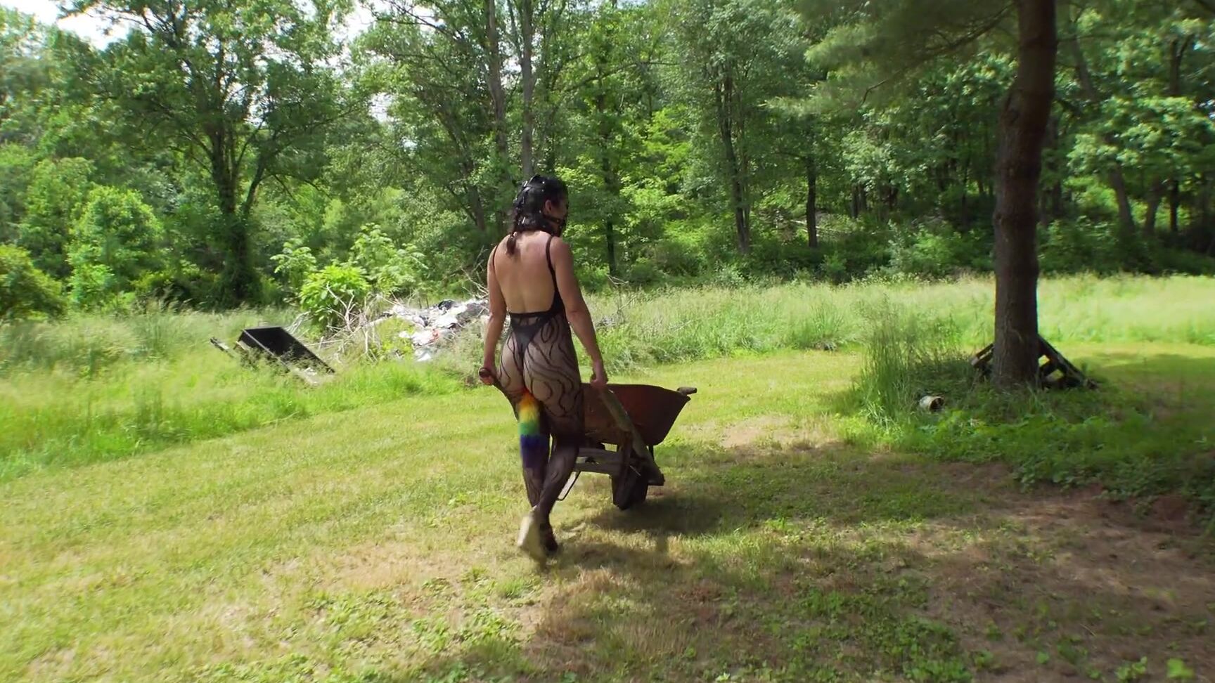 Sammi Starfish Milf Slavery The Wheelbarrow Full Length Video Storyline