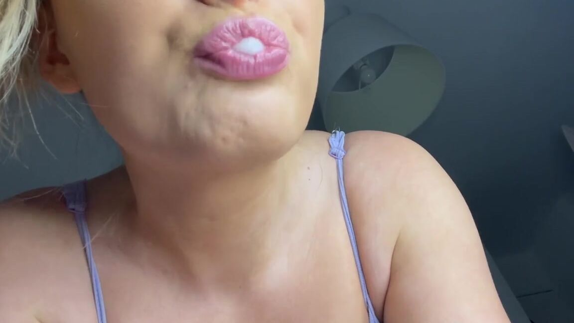 Foot Fetish Goddessleoni Onlyfans Video I Want You On Your Knees