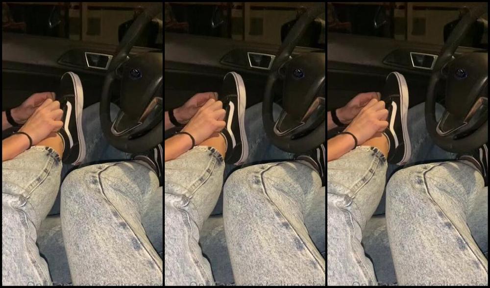 Caliupe Feet Nicknamed Caliupe Feet Foot Fetish 07 02 2022 Onlyfans Video Before We Got Home We Already Felt Like It And We Had To Stop The Car