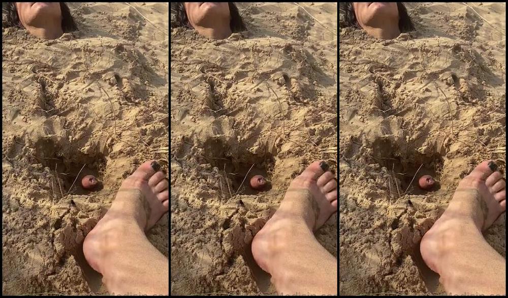 Mistress Ava Von Medisin Aka Avavonmedisin Onlyfans Buried And Made To Fuck Sand