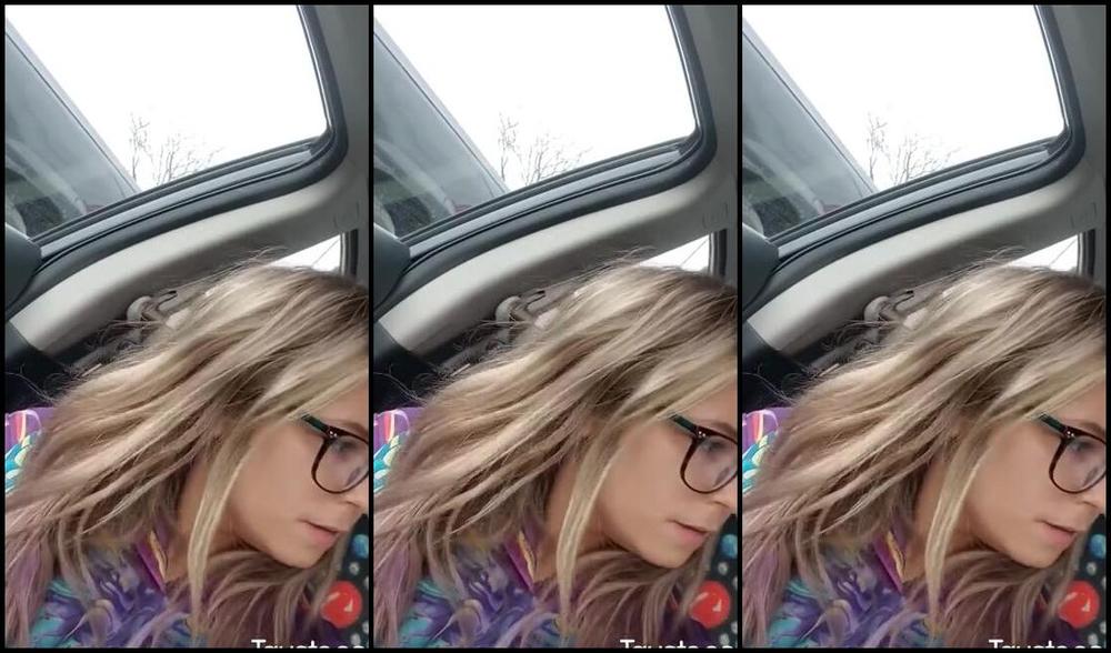 Tays Toes Nicknamed Taystoes 03 25 2021 Onlyfans Video Been A Super Long Time Since I Did A Car Feet Video This Is Me