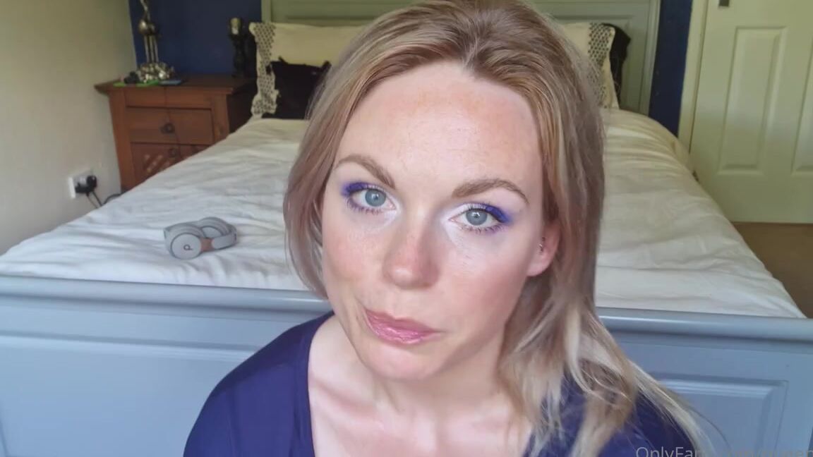 The Foot Queen Of England Aka Queengf90Premium Onlyfans Video 979