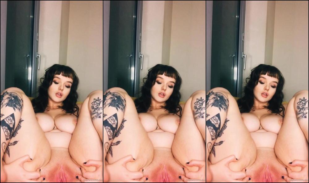 Lydzzz Mins Of Me Fucking And Fingering My Lil Asshole And S