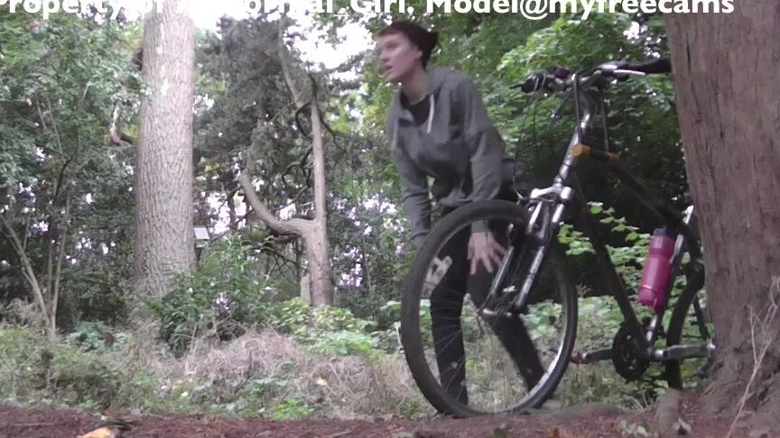 Helen Heights Stop Off Park Wee